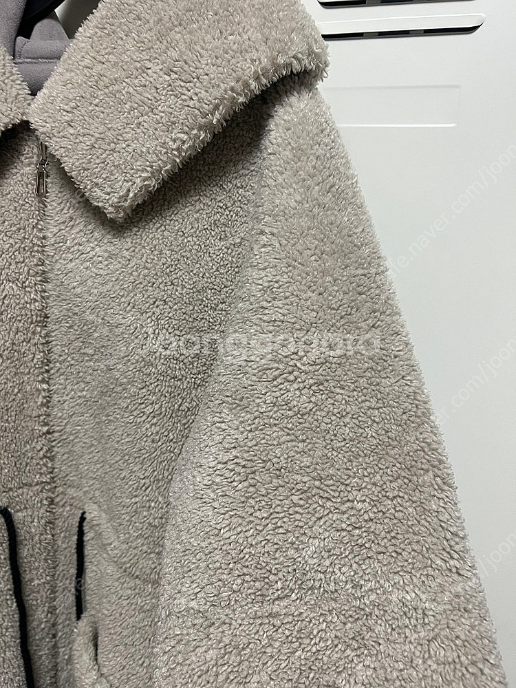 더일마 the ilma 양털 후드 스트링 롱무스탕 코트 점퍼 자켓--3