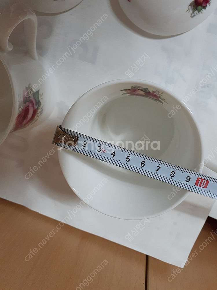 뚜껑 컵 새거입니다 고급스러워요 필요하신 분들은 편하게...--4