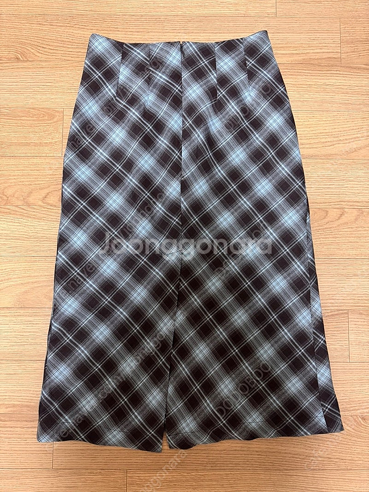 고코리 Mint Choco Check Midi Skir...--1