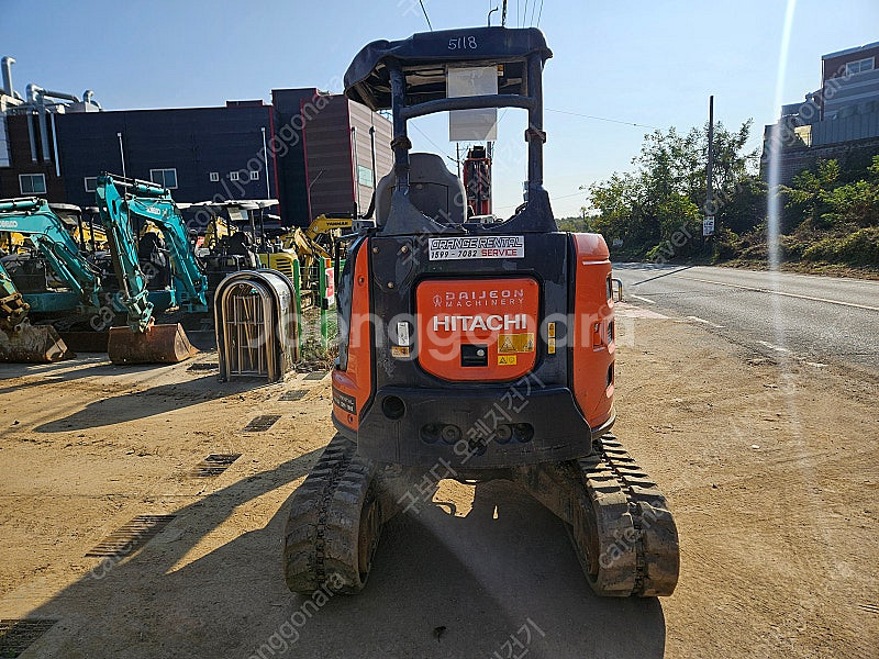 중고미니굴삭기 히타치 ZX30 포크레인 16년식 버켓3 판매--2