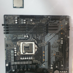 ASRock B360M PRO4 메인보드 처분합니다.