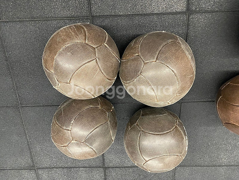 크로스핏 메디신볼/짐볼 kg단위로 처분합니다.--2