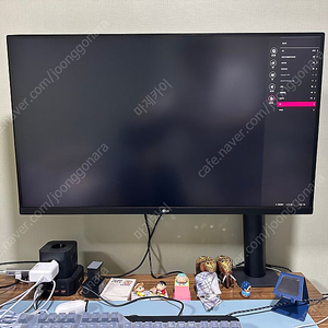 엘지모니터 lg 32un880 팝니다