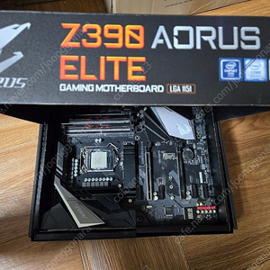 i7-9700kf, z390 aorus elite, g.skill ddr4-3200 16GB 2개