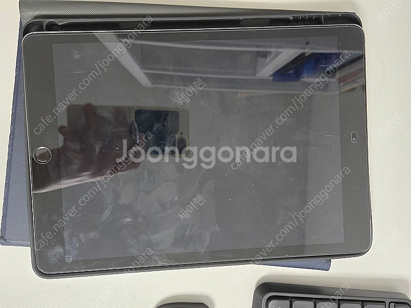 아이패드 7세대 32GB 셀룰러+wifi (키보드케이스...--2