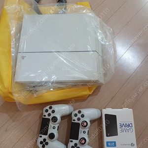 6.72 ps4 1105 2테라 외장하드 포함 팝니다