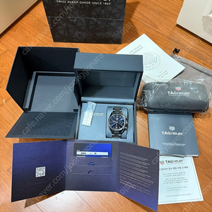 태그호이어 까레라 호이어02 42MM 크로노그래프 청판 모델 팝니다.