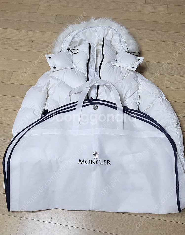 몽클레어 패딩--0