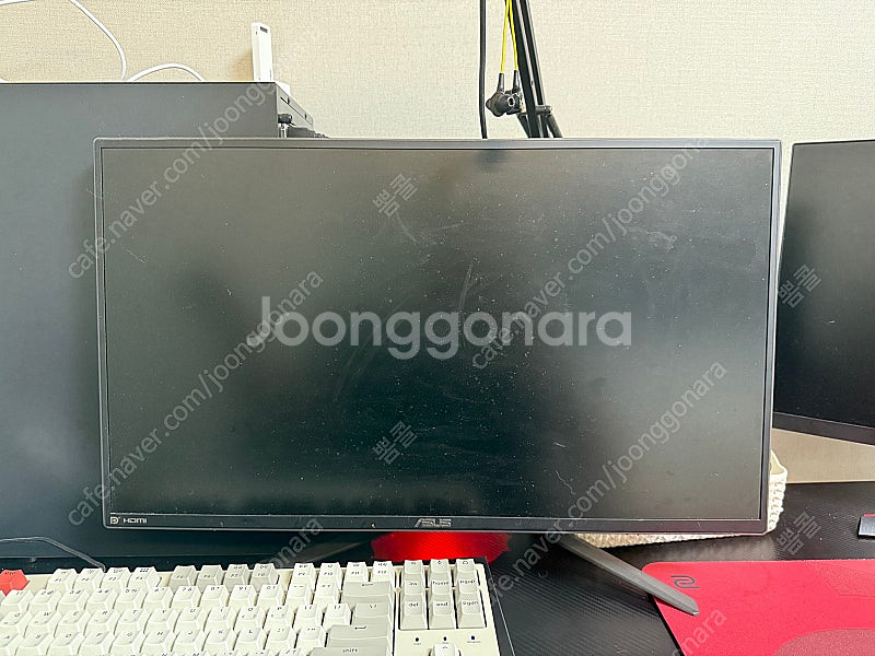 Asus 240Hz 고주사율 24인치 모니터--1