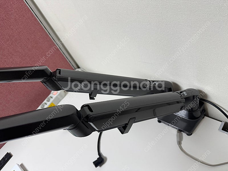 카멜마운트 DMADSG(그레이) 듀얼 벽면 밀착형 모니...--4