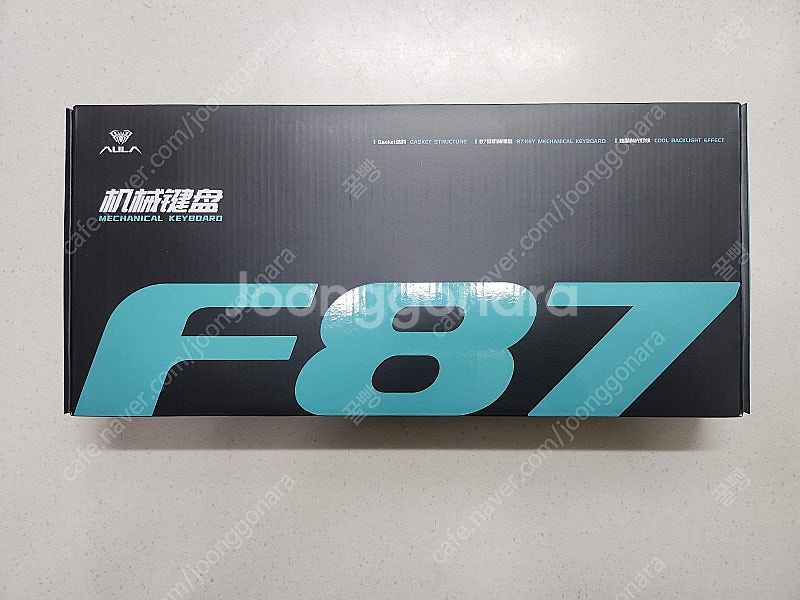 독거미 F87 PRO 화이트블루 측각--1
