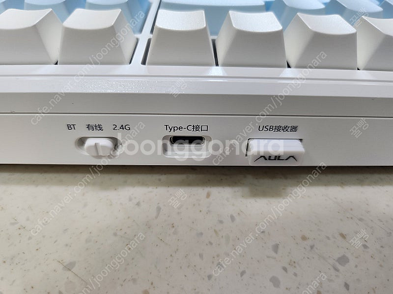 독거미 F87 PRO 화이트블루 측각--4