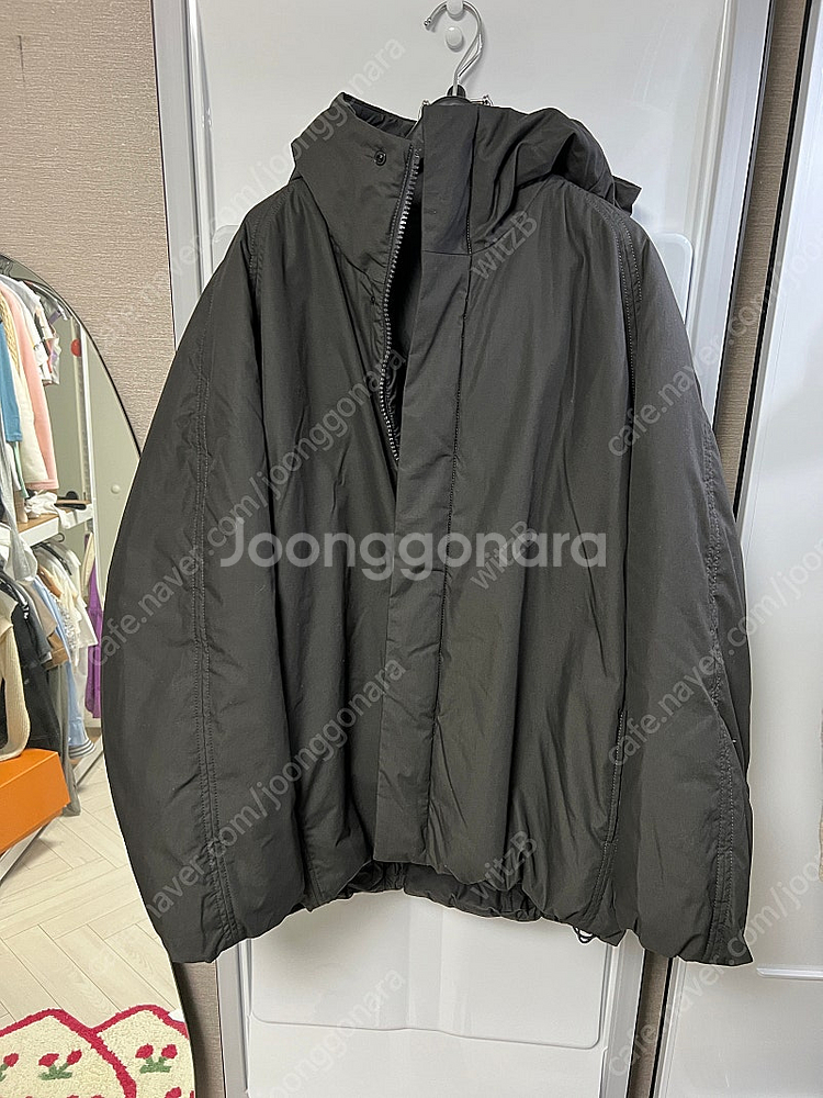 유니클로u 볼륨파카 다크그레이 xl--0