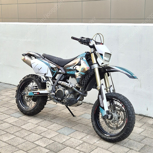 스즈끼 DR400 DRZ400SM 판매합니다.​