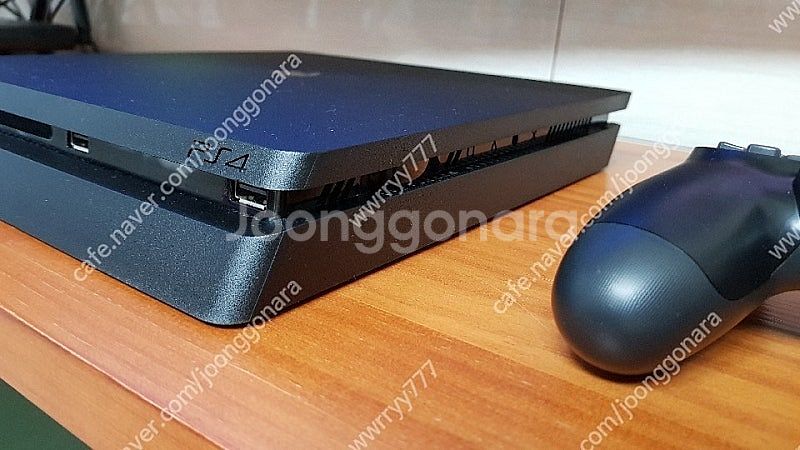 플스4 2117A (500GB) 제트블랙 거의 사용감없...--5