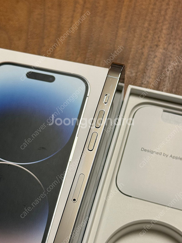 아이폰 14프로 화이트 256gb 판매합니다.--4