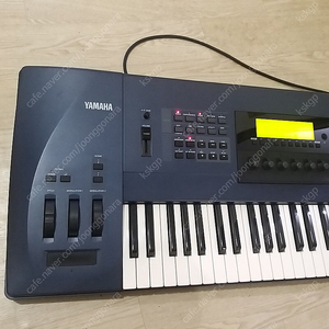 Yamaha EX-7