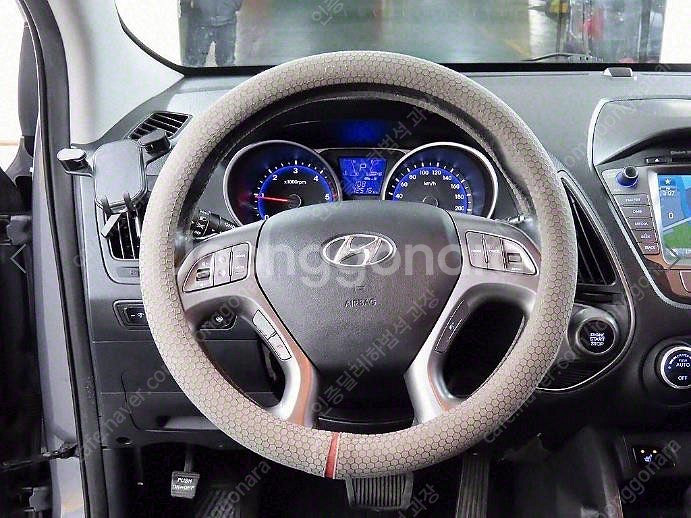 @13년식 뉴투싼 ix 디젤 R2.0 2WD 스마트 스...--9