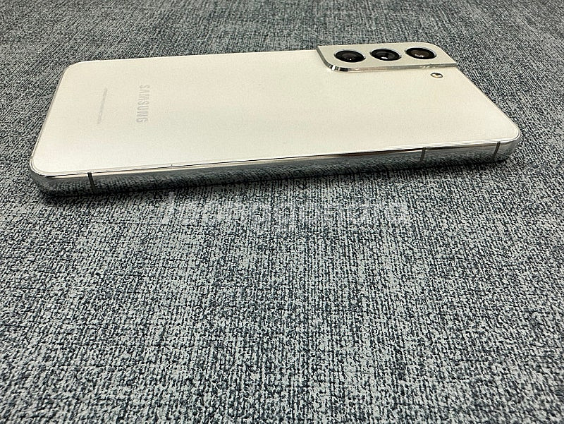 갤럭시S22 256G 화이트 22년 12월개통 미세잔상...--5