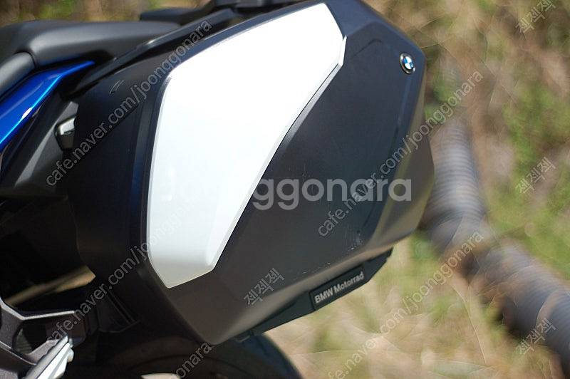 s1000xr--6