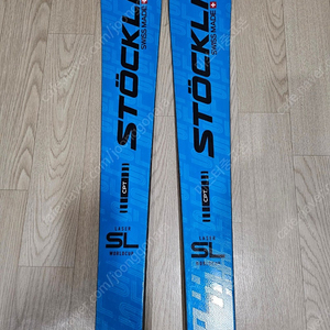 [경기 안산] 2324 STOCKLI(스퇴클리) 스키 Laser SL + SRT Carbon D20 SRT1277 상태 A급싸게 팝니다 135