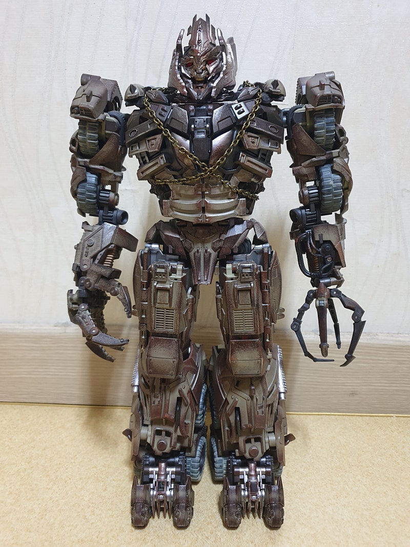 트랜스포머 뉴에이지 메가트론 싼 값에 판매합니다. | 중고나라 - 안심되는 중고거래