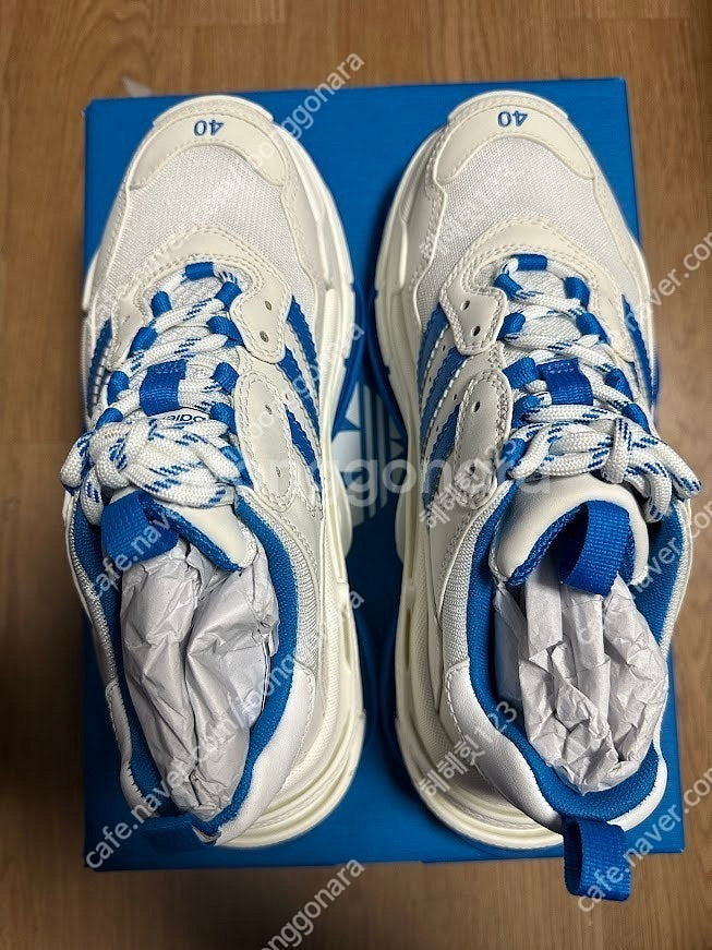 발렌시아가 아디다스 트리플s 40사이즈--3