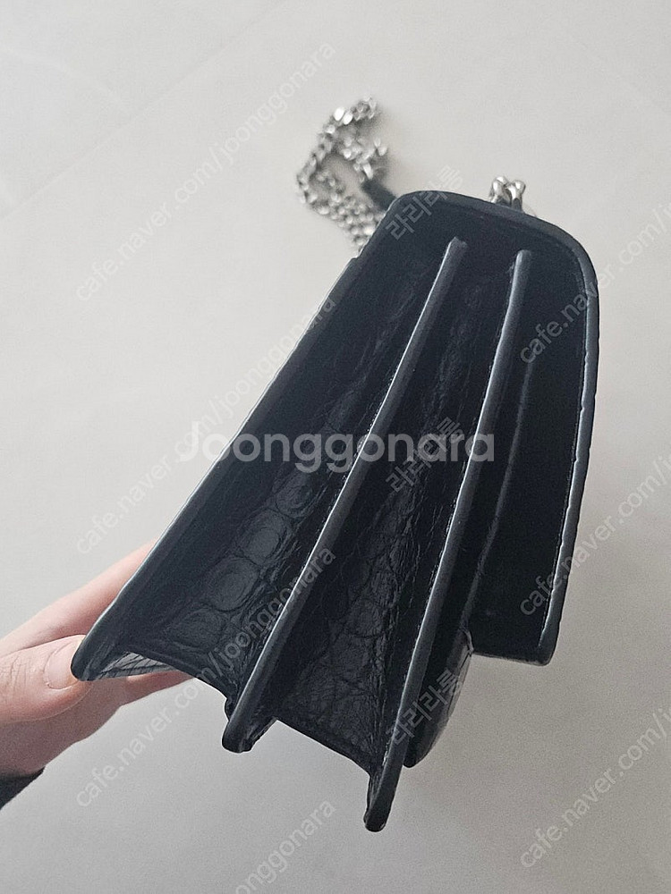 생로랑 선셋백 미듐 (가격내림)--5