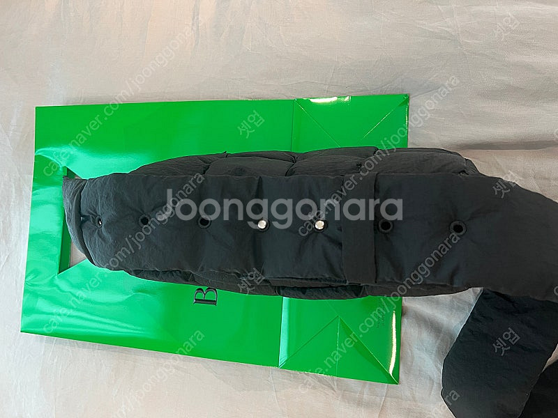 보테가베네타 패디드 카세트백--1