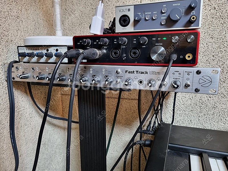 fasttrack ultra 8r 오디오인터페이스 서울...--2