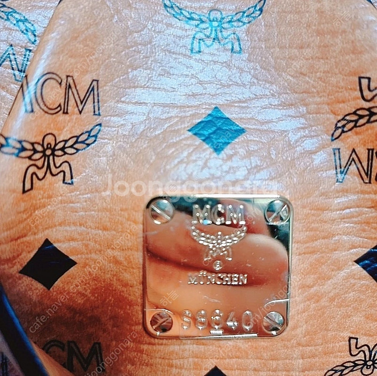 정품 MCM 쇼퍼백 (mwp0avi18co001)--3