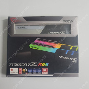 지스킬 트라이던트Z DDR4 32G 3600 CL16 (16g x 2) 쿨거래시 네고가능