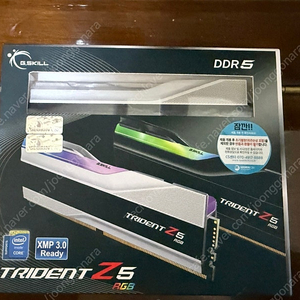 지스킬 G.SKILL DDR5-6400 CL32 TRIDENT Z5 RGB J 실버 패키지 32GB(16X2) 판매합니다.