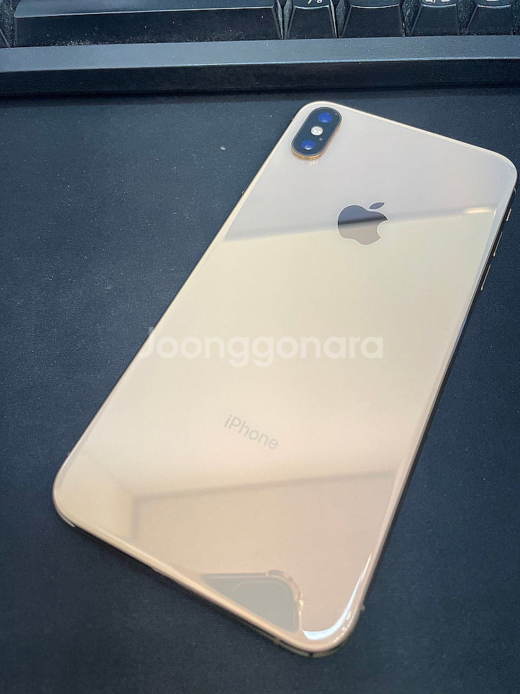 아이폰XS맥스 512GB 골드 배터리사설교체 상태좋은 중고33만팝니다.--1