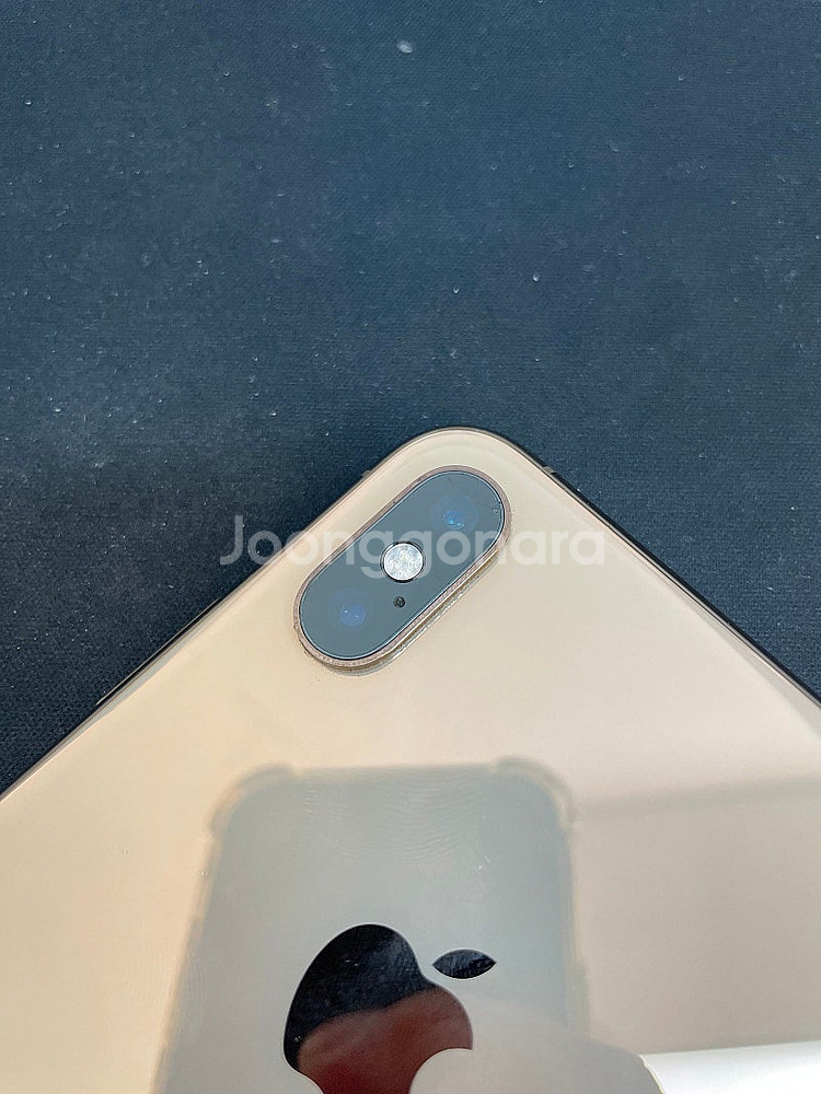 아이폰XS맥스 512GB 골드 배터리사설교체 상태좋은 중고33만팝니다.--4