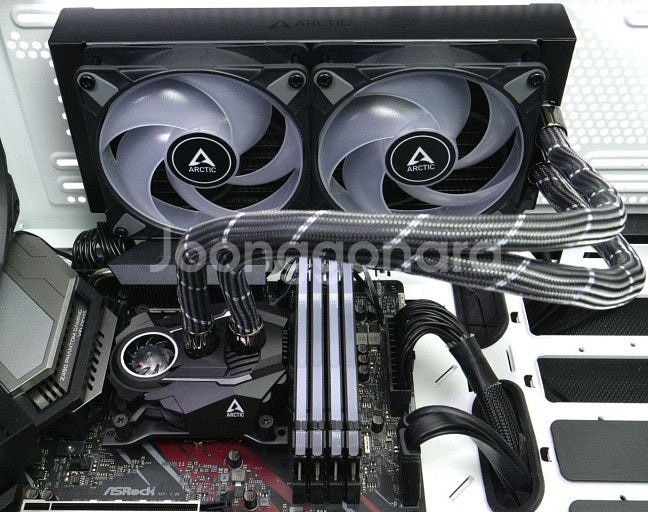 [ARCTIC] Liquid Freezer II 240...--1