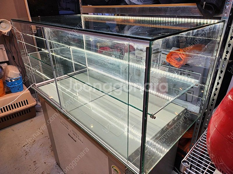 청주 led 유리선반 팝니다(카페서사용하던것)--0
