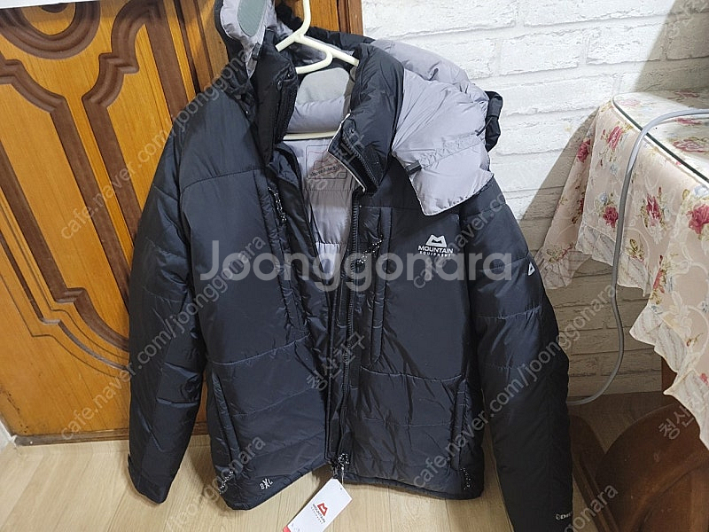 마운틴이큅먼트 남녀공용 초오유자켓 (대장패딩) 블랙 (...--0