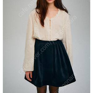 파르벵 BELL LACE BLOUSE_IVORY