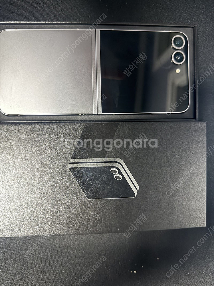 갤럭시 z플립6 실버 512gb팜니다--1