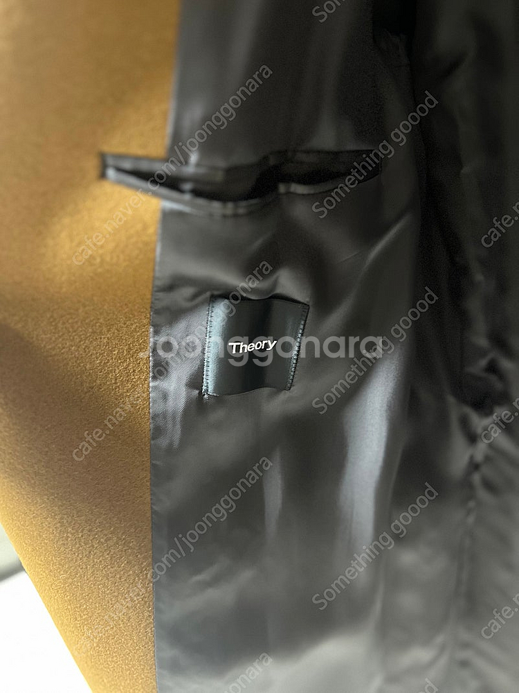 띠어리 2020FW 롭슨 코트 판매합니다.--2