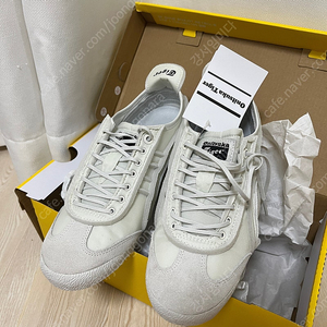 (새상품)오니츠카타이거 멕시코66 SD 화이트 1183C115-100 Onitsuka Tiger 스니커즈