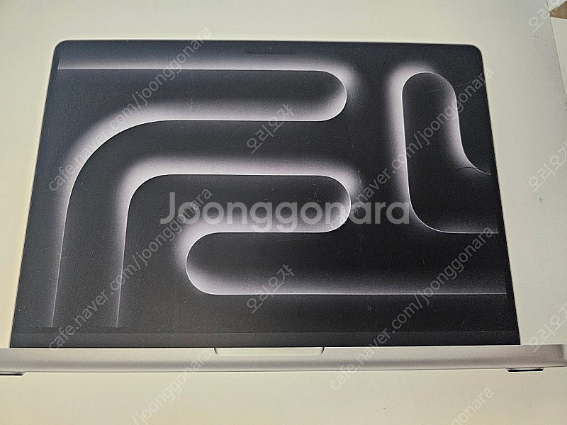 맥북 프로 m3 14인치 1tb 8gb 박스개봉 새제품...--0