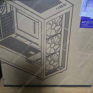 NZXT H7 Elite 화이트 2023년 버전 팝니다