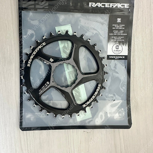 Race Face 34T 체인링 새상품