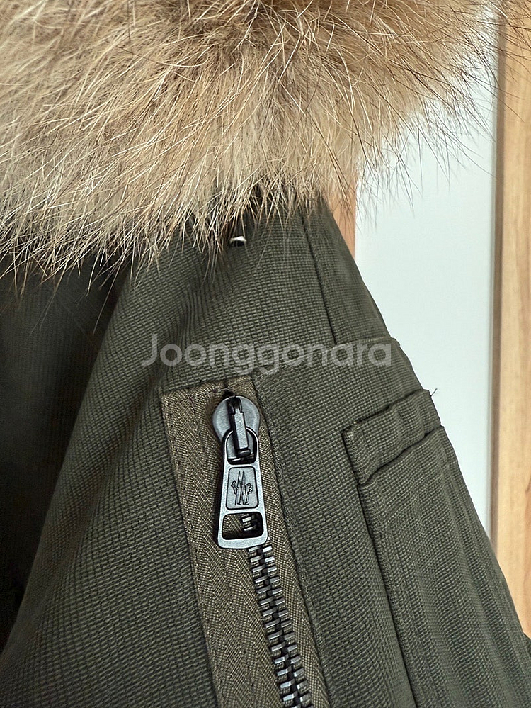 몽클레어 몽클레르 언디피티드 야상 패딩 4사이즈 가격내...--9