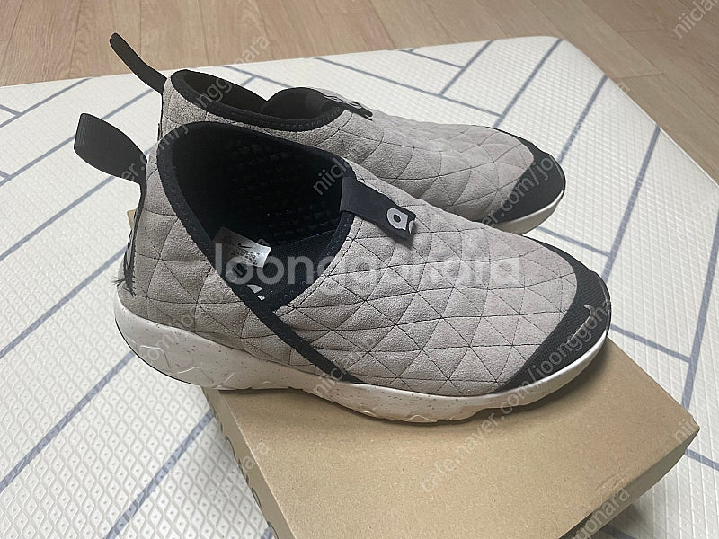 나이키 acg 3.0 moc leather 285팝니다--2