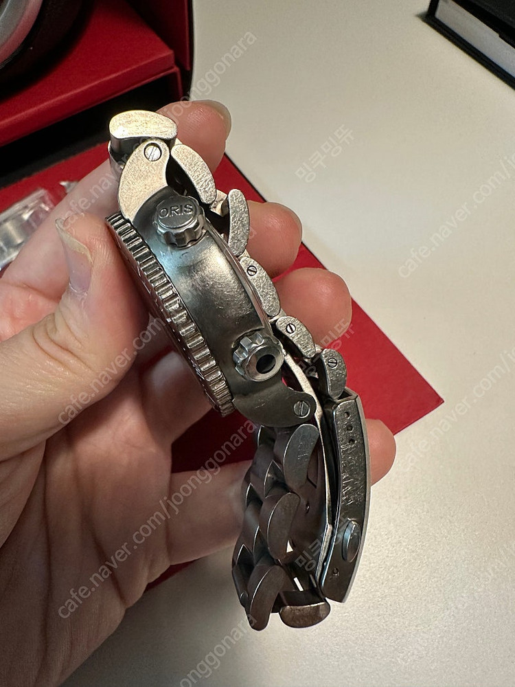 오리스 애커스 티타늄 다이버 스몰세컨즈 이미지