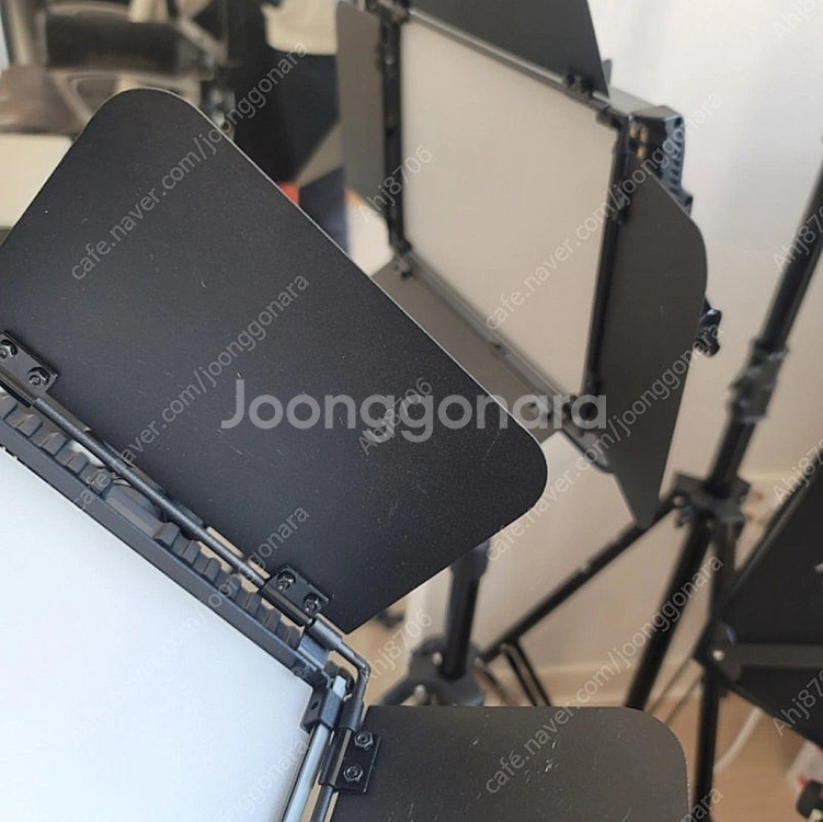 지속광 led iu-1000b 2세트 팝니다--1