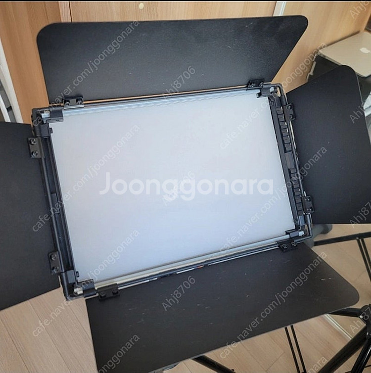 지속광 led iu-1000b 2세트 팝니다--2